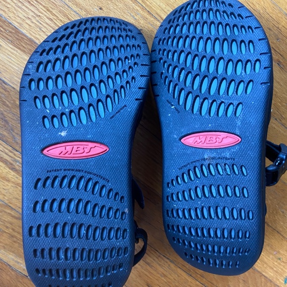 MBT Kisumu Sandals Y2k Size 8 /8.5 - Picture 2 of 15